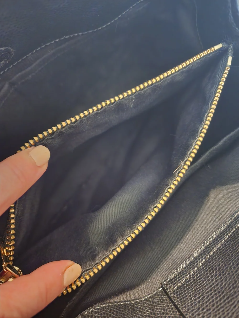 Coach Small Margot Carryall Satchel with Gold Hardware and Detachable Strap - Picture 8 of 11